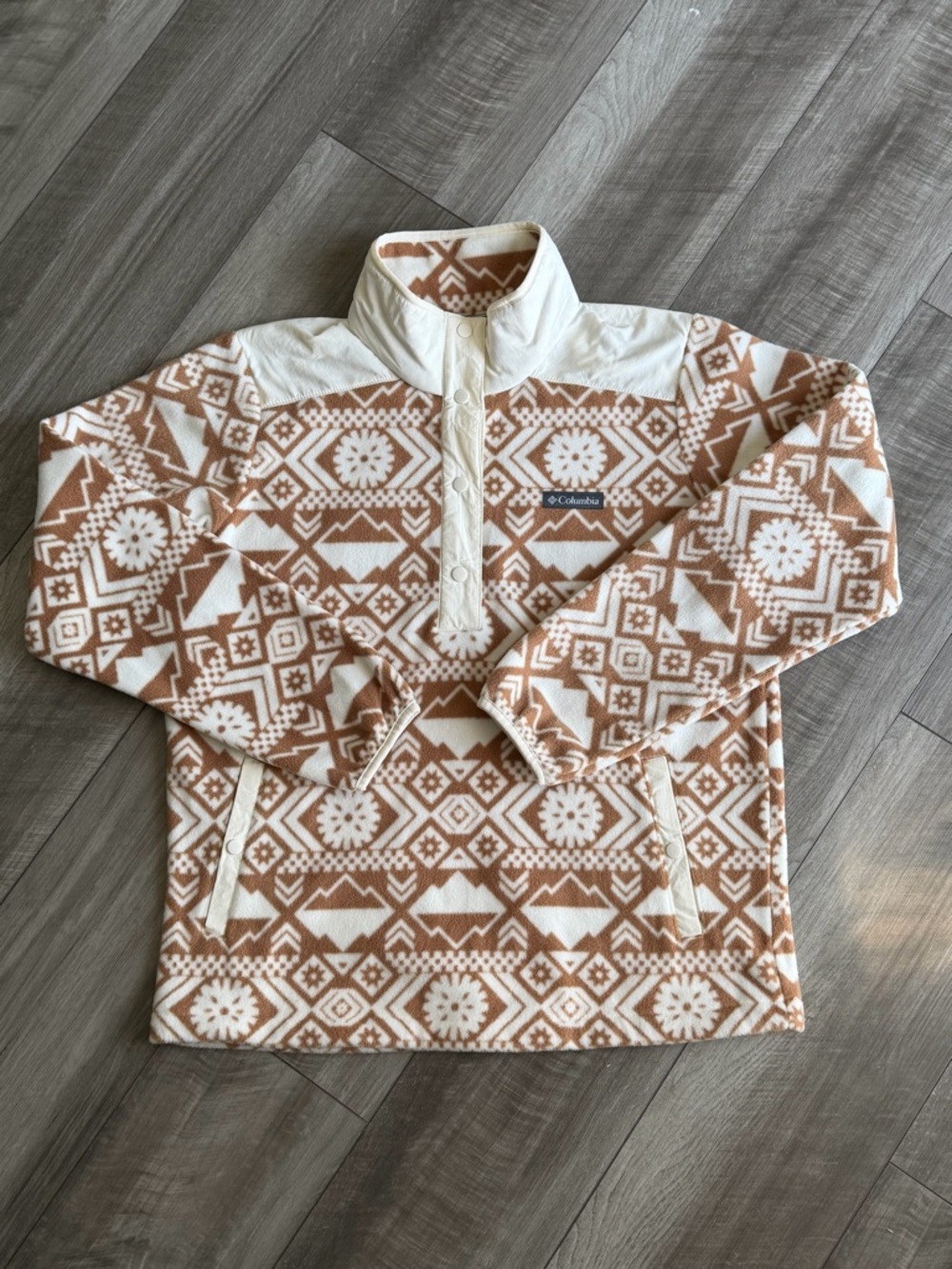Columbia Women’s M Cream and Brown Aztec Print 1/4 Snap Fleece Pullover Sweater